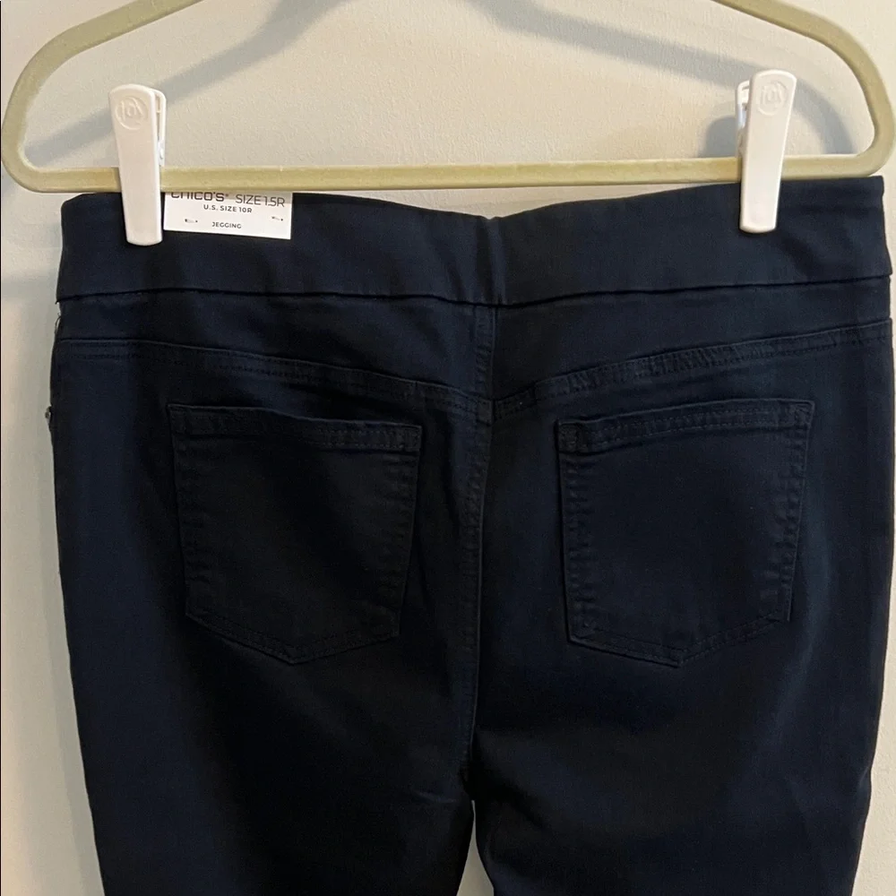 Chico's Black Jegging Ankle Jeans with Studded & Frayed Tulip Hem Sz 1.5 10 New - Picture 6 of 10